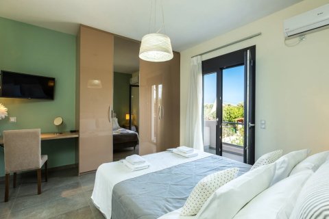 270m² Villa in Rethymno, Greece No. 108009 4