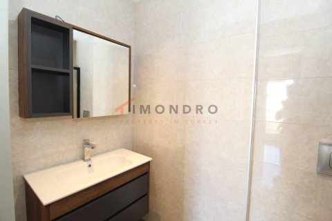 3 bedrooms Apartment in Duong Kinh, Vietnam No. 17320 16