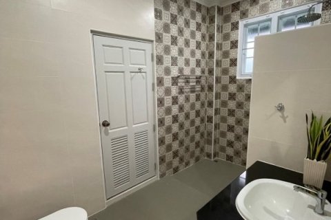 5 bedrooms House in Chiang Mai, Thailand No. 97619 12