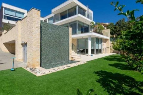 6 dormitorios Villa en Germasogeia, Cyprus No. 101343 1