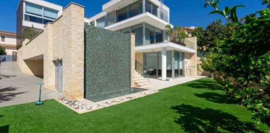6 dormitorios Villa en Germasogeia, Cyprus No. 101343