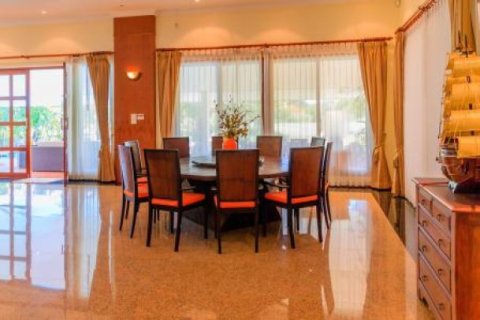 5 bedrooms Villa in Hua Hin, Thailand No. 95865 25