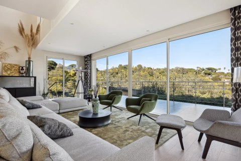 5 bedrooms Villa in Cannes, France No. 78784 5
