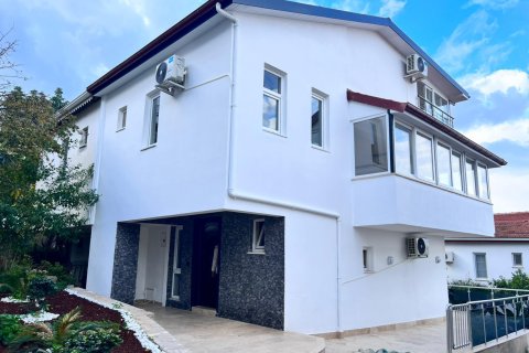 3 bedrooms Villa in Chau Lang, Vietnam No. 16372 1