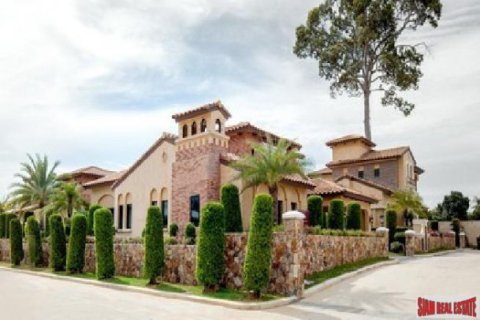 Вилла с 3 спальнями в Пляж Джомтьен, Таиланд №96558 2