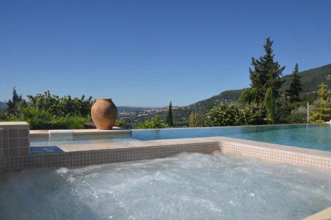 5 dormitorios Villa en Grasse, France No. 75898 7