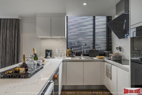 3 bedrooms Apartment in Bangkok, Thailand No. 96381 11