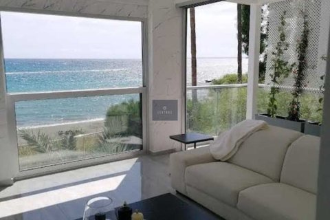 3 bedrooms Apartment in Germasogeia, Cyprus No. 84131 13