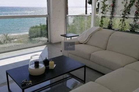 3 bedrooms Apartment in Germasogeia, Cyprus No. 84131 6