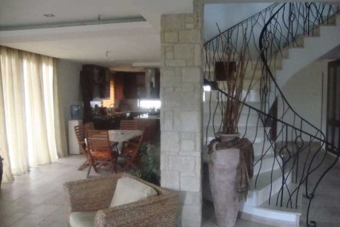 5 bedrooms Villa in Akrounta, Cyprus No. 30405 9