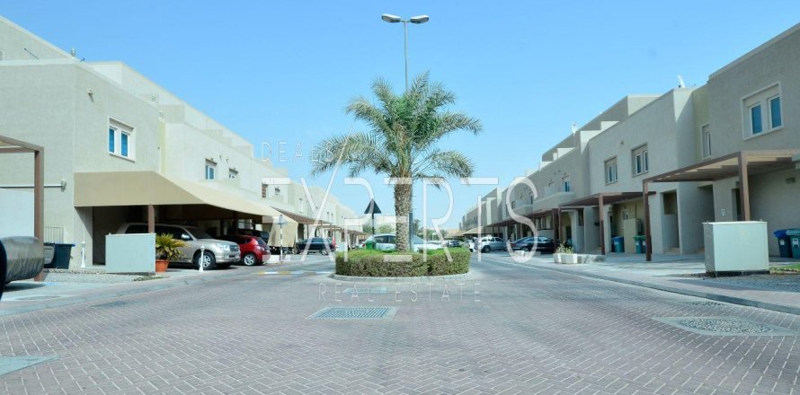 3 bedrooms Villa in Al Reef, UAE No. 129634