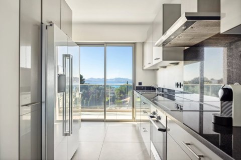 3 chambres Appartement à Antibes, France No. 68765 8
