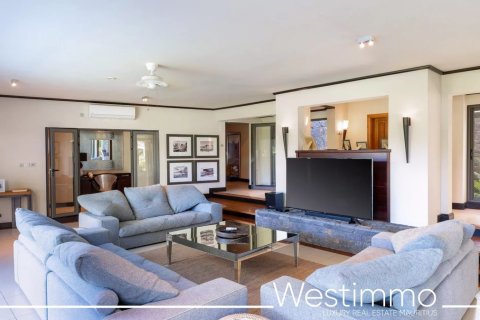 6 bedrooms Villa in Centre de Flacq, Mauritius No. 70561 6