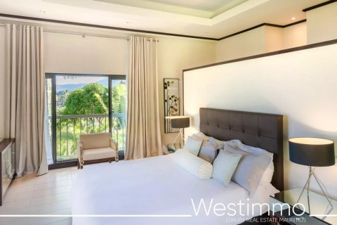 6 bedrooms Villa in Centre de Flacq, Mauritius No. 70561 11