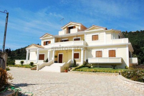7 bedrooms House in Zakynthos, Greece No. 24777 2