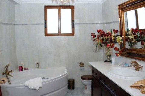 7 bedrooms House in Zakynthos, Greece No. 24777 22