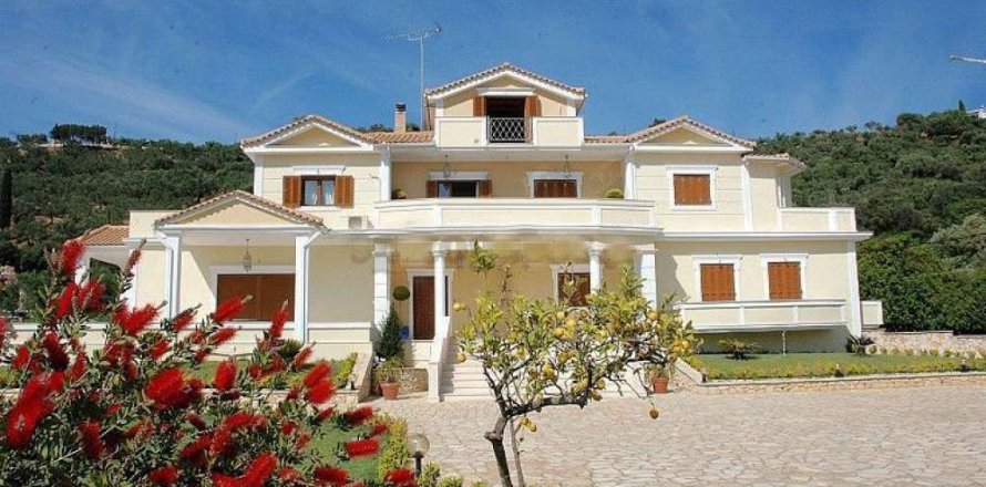 7 bedrooms House in Zakynthos, Greece No. 24777