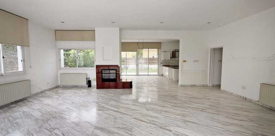 3 bedrooms House in Enkomi, Cyprus No. 100487