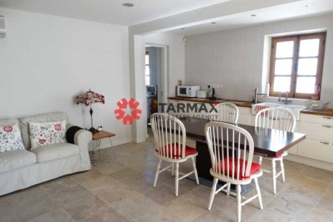 Дом с 3 спальнями в Ларнака, Кипр №82743 1