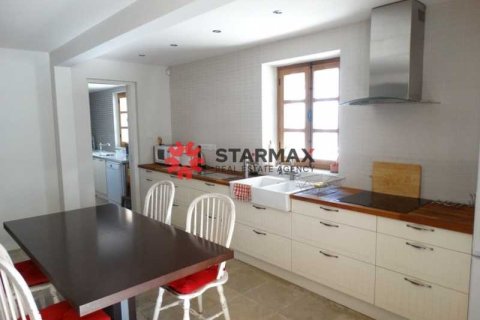 Дом с 3 спальнями в Ларнака, Кипр №82743 2