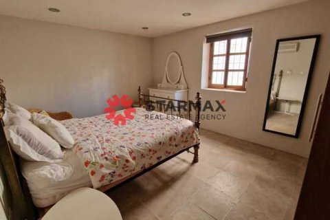 Дом с 3 спальнями в Ларнака, Кипр №82743 4