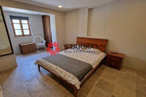 Дом с 3 спальнями в Ларнака, Кипр №82743 3