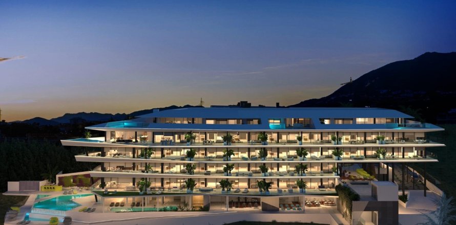 3 bedrooms Apartment in Fuengirola, Spain No. 111385