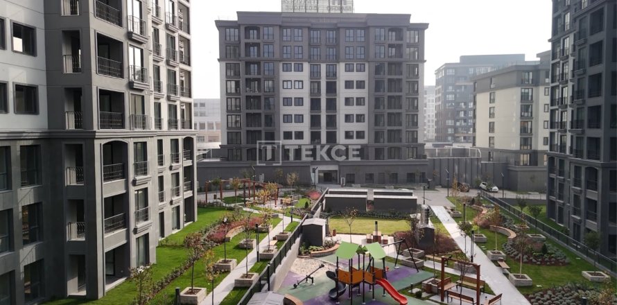 4 bedrooms Apartment in Istanbul, Turkey No. 123822