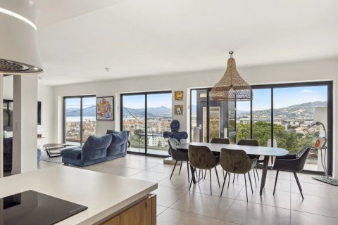 4 bedrooms House in Cannes, France No. 99787 9