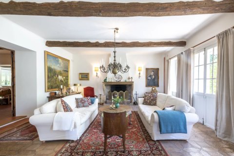13 bedrooms Villa in Grasse, France No. 67257 4