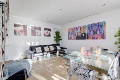 4 chambres Appartement à Cannes, France No. 99320 3