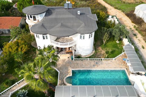 9 bedrooms Villa in Serik, Turkey No. 117691