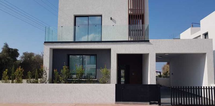 4 dormitorios Villa en Chloraka, Cyprus No. 66122