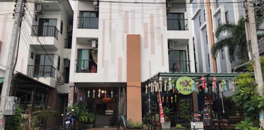 14 bedrooms Commercial property in Chiang Mai, Thailand No. 97875