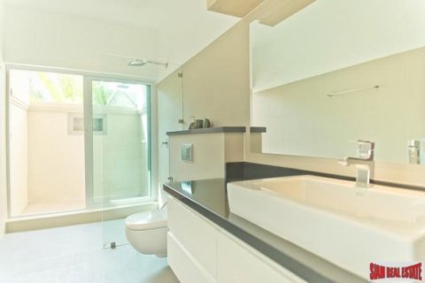 3 bedrooms Commercial property in Pattaya, Thailand No. 98119 22