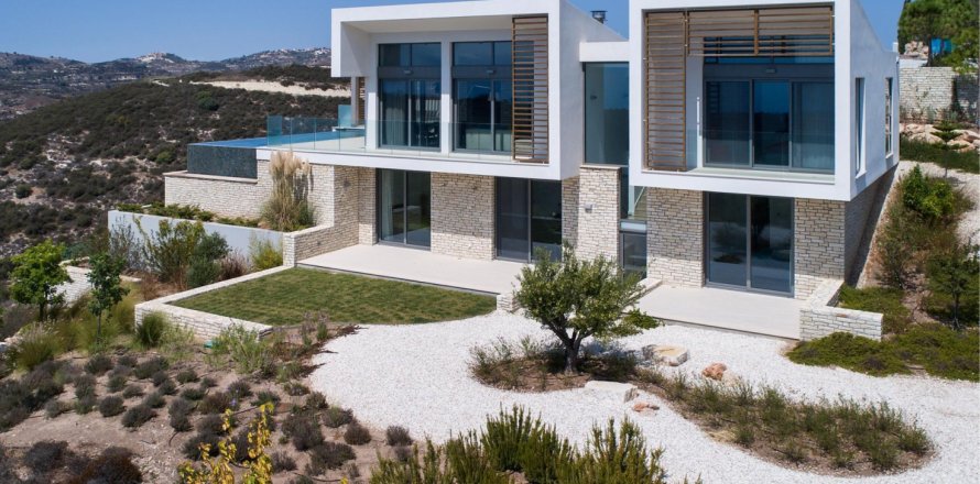 3 bedrooms Villa in Paphos, Cyprus No. 37550