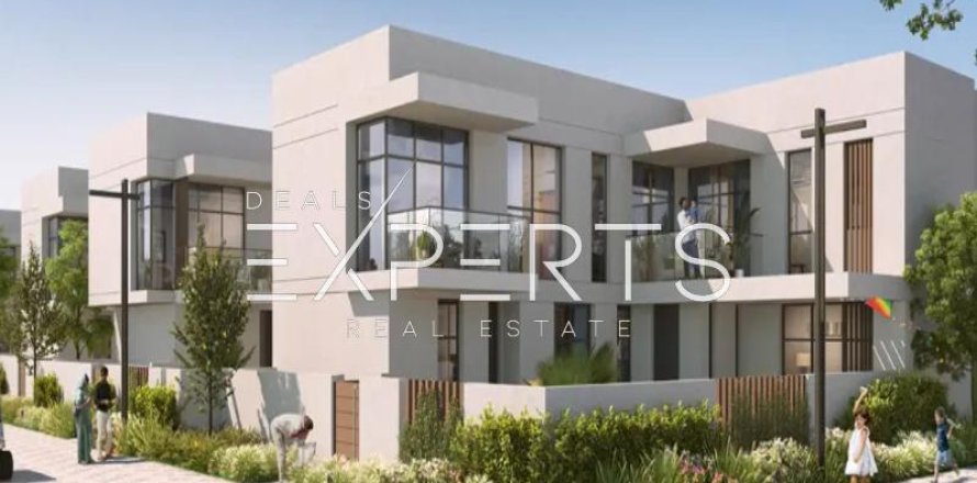 4 bedrooms Townhouse in Darna, Vietnam No. 81988