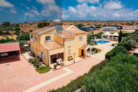 4 bedrooms Villa in Ayia Napa, Cyprus No. 36535 1