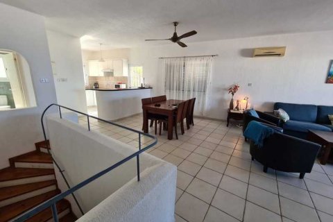 6 chambres Villa à Chloraka, Cyprus No. 84373 5