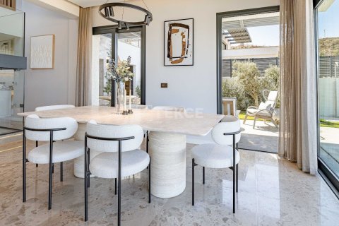 5 bedrooms Villa in Phi Dien, Vietnam No. 66471 15