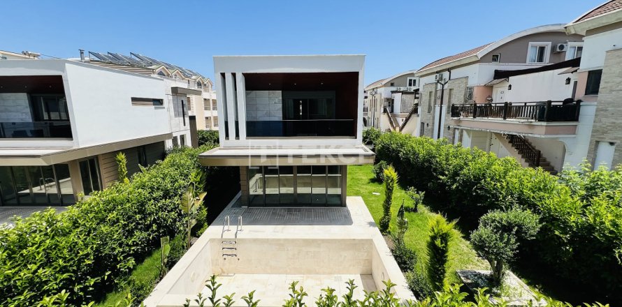3 chambres Villa à Kemer, Turkey No. 125573