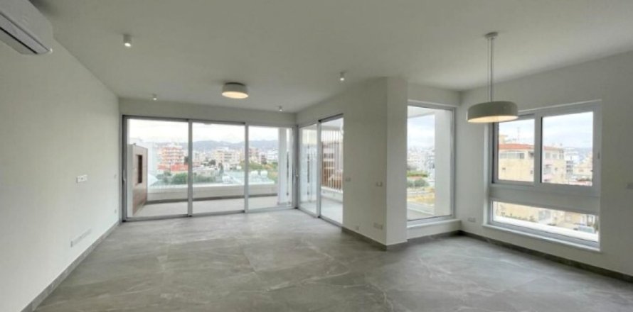 4 rooms Appartement à Nicosia, Cyprus No. 107047