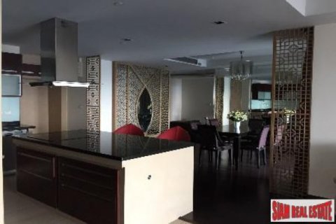 3 bedrooms Apartment in Bangkok, Thailand No. 95808 6