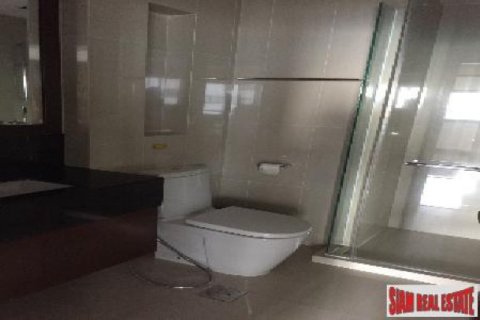 3 bedrooms Apartment in Bangkok, Thailand No. 95808 9