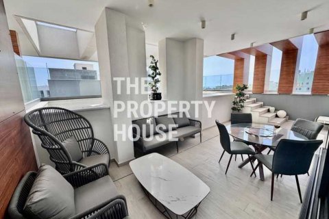 3 bedrooms Penthouse in Germasogeia, Cyprus No. 102813 3