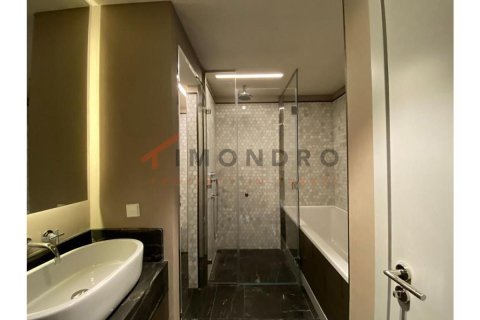 2 bedrooms Apartment in An Duong, Vietnam No. 17415 3