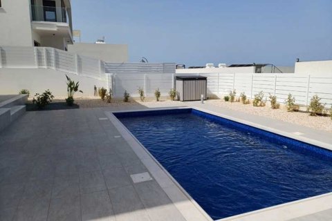 3 bedrooms House in Chloraka, Cyprus No. 31389 4