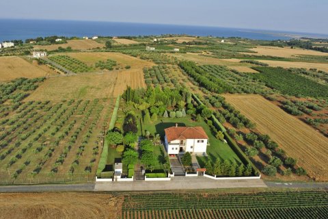 6 bedrooms Villa in Methoni, Greece No. 107963 1