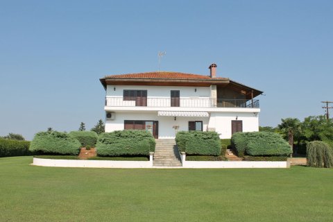 6 bedrooms Villa in Methoni, Greece No. 107963 2