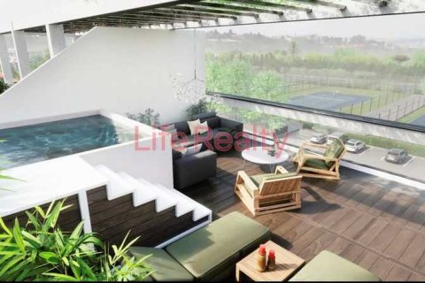 3 bedrooms Penthouse in Agios Georgios, Cyprus No. 102084 8